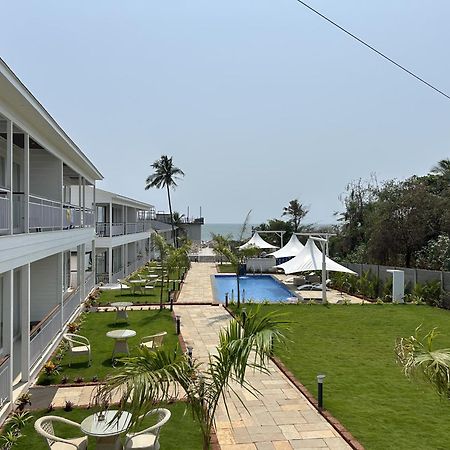 The Kimaya - By The Sea Baga Exteriör bild